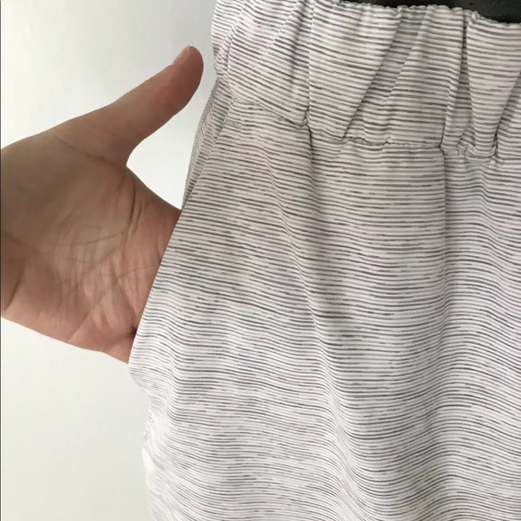 New Lululemon On The Fly Skirt - Picture 3 of 6